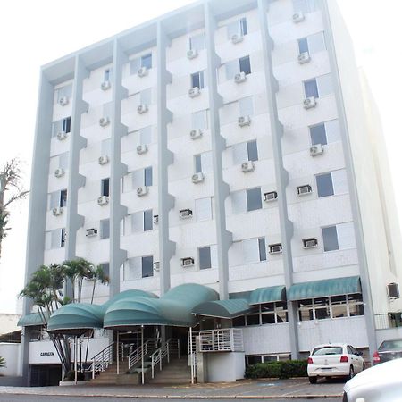 Days Inn By Wyndham Uberlandia Exterior photo