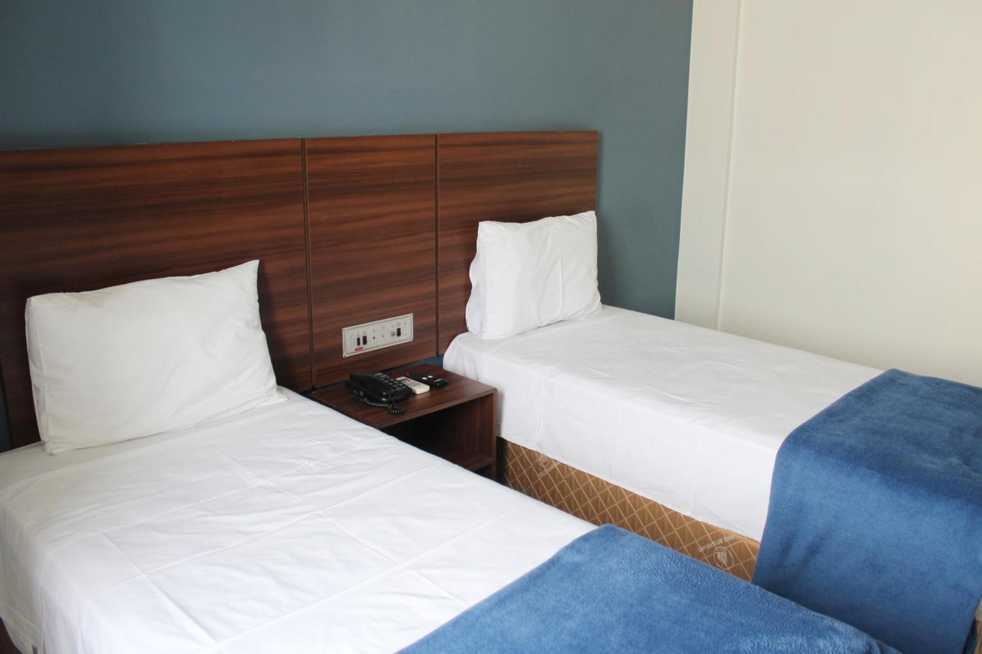 Days Inn By Wyndham Uberlandia Exterior photo