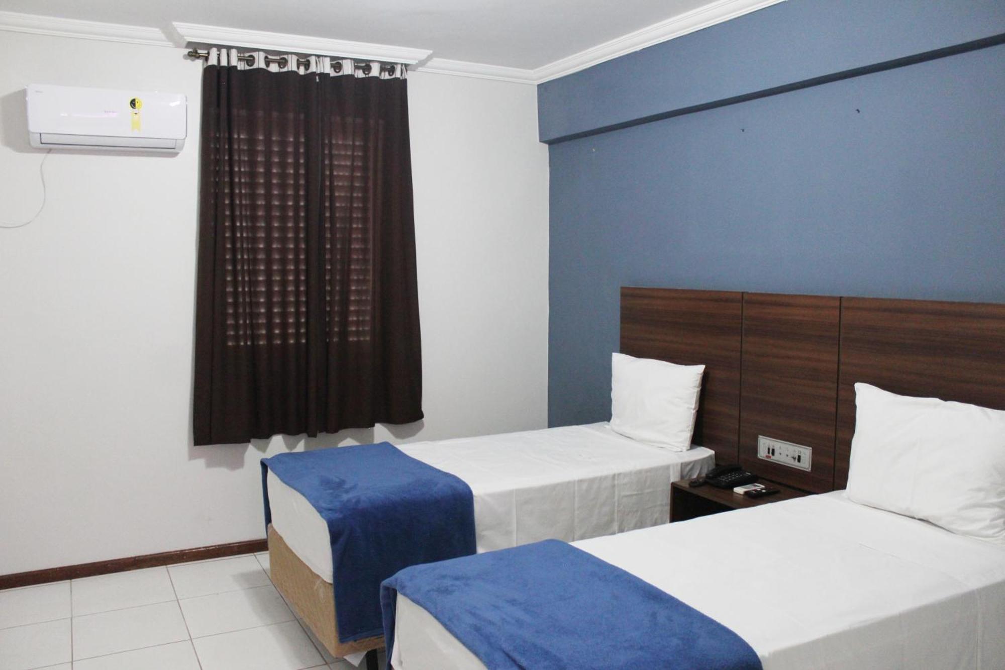 Days Inn By Wyndham Uberlandia Exterior photo